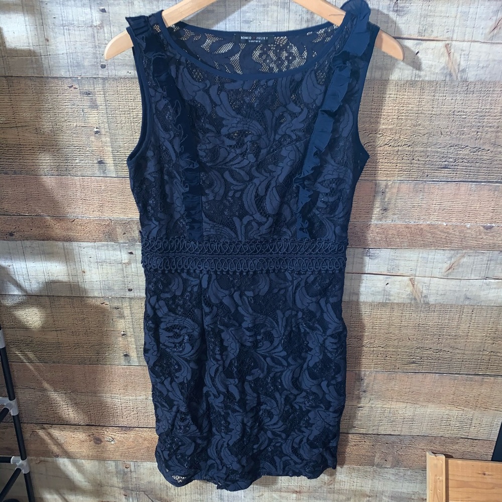 Romeo + Juliet Lace Dress Womans Medium Party